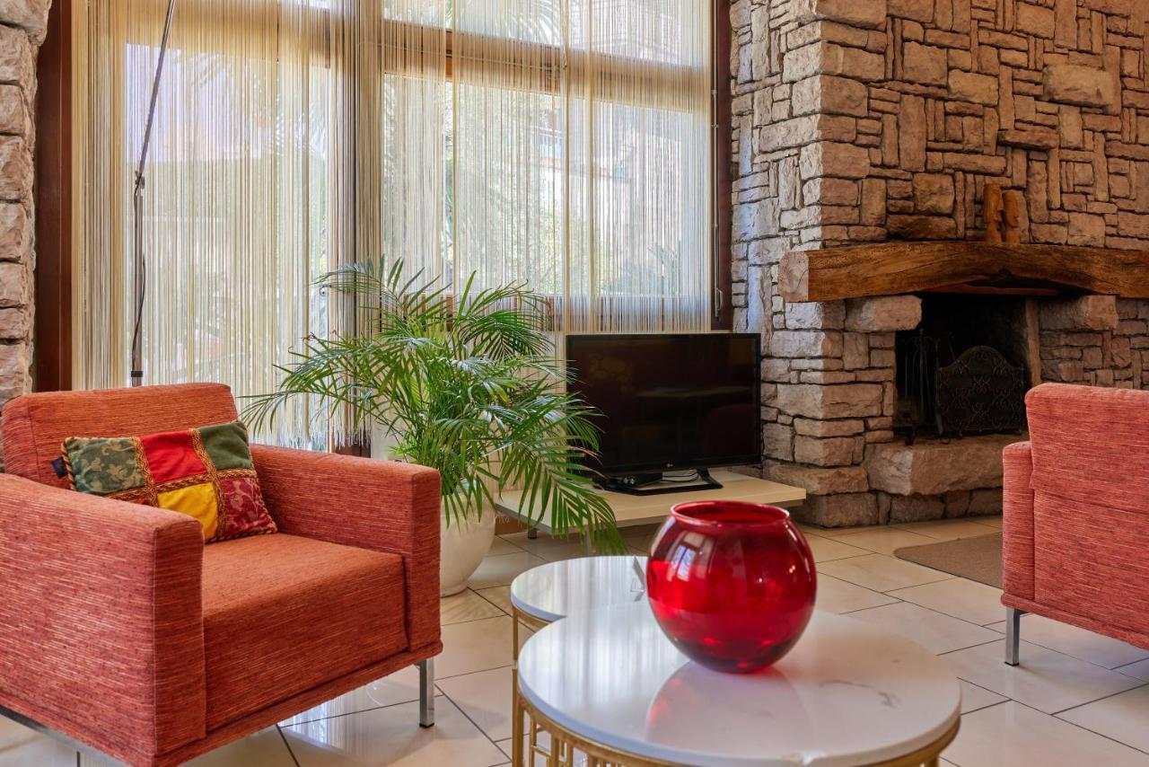 Eco Hotel Ariston Μαλτσεζίνε Εξωτερικό φωτογραφία